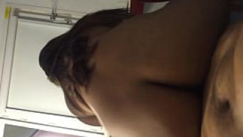 Amateur cock riding